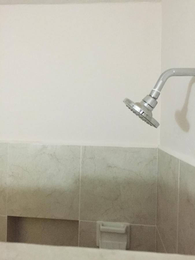 Hostal Kin-Beh Vandrarhem Valladolid  Exteriör bild